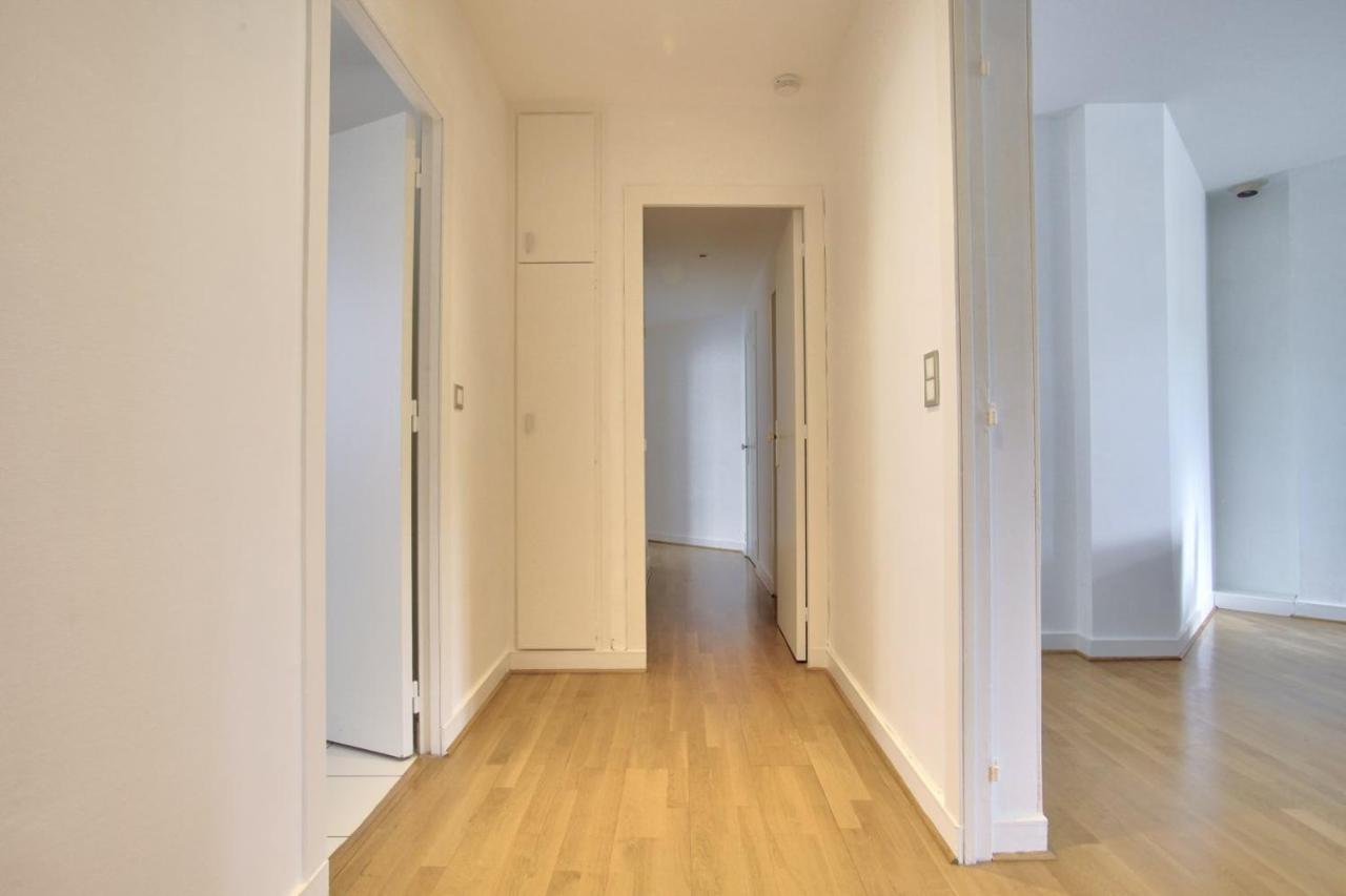2 Bedrooms Tour Eiffel Breteuil Paris Exterior foto